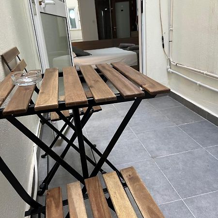 F7 Room 1, Private Double Room With Private Bathroom In Shared Flat Msida Exterior foto