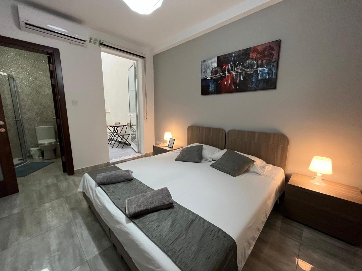 F7 Room 1, Private Double Room With Private Bathroom In Shared Flat Msida Exterior foto
